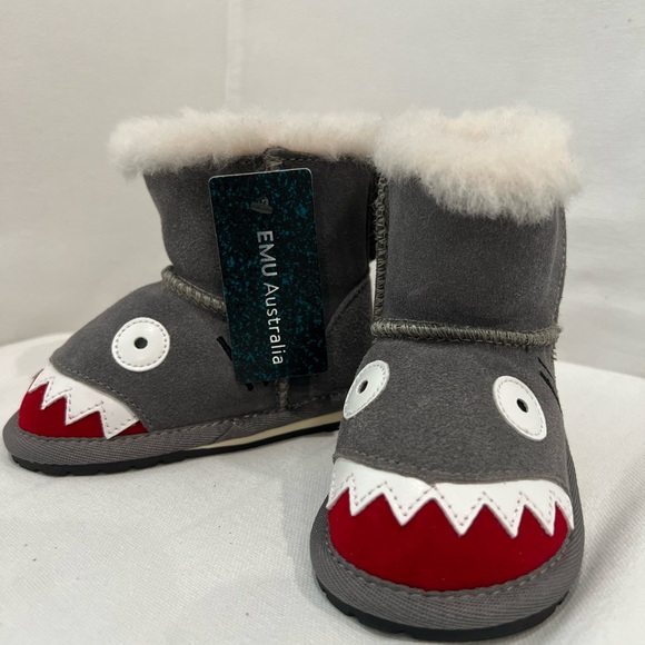 New EMU Shark Walker Costume Shearling Wool Suede Boot Shoe Baby 6-12 Toddler 3 - Picture 17 of 17